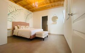 Apartment Alma 1